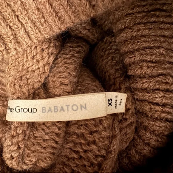 100% Alpaca Aritzia The Group by Babaton Day Off Turtleneck Sweater - Picture 3 of 4